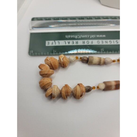 Shell necklace 14" Perfect for summer - Picture 2 of 3